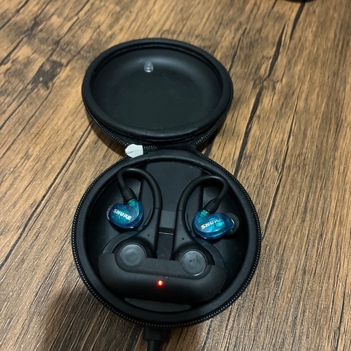 SHURE シュア AONIC 215