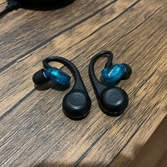 SHURE シュア AONIC 215の画像