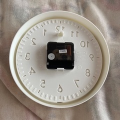 IKEA 壁掛け時計の画像