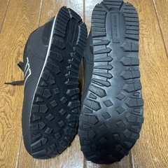 モズスニーカー（2025/10/4購入）の画像