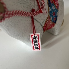 牛の置き物の画像