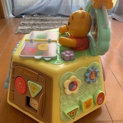 プーさんの知育おもちゃの画像