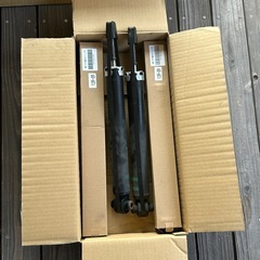 30プリウス　純正ショックアブソーバーの画像