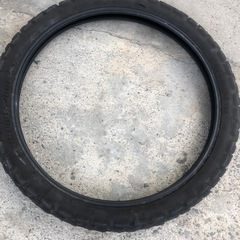 束で出します(^^)バイクホイールタイヤおまけ付きバラじゃなくの画像