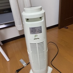 アイリスオーヤマ　セラミックヒーターの画像