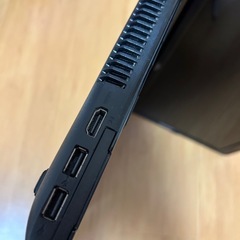 富士通 LIFEBOOK AH42/C Windows11 の画像