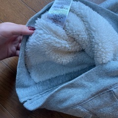 GAPパーカーの画像