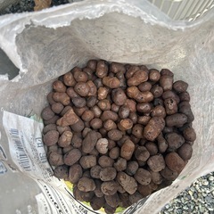 防犯砂利の画像