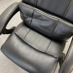 オフィスチェア　ハイバックチェア　椅子　イス　リクライニングの画像