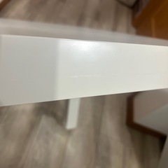 IKEA ミニテーブル　ホワイトの画像