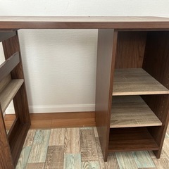 勉強机　机の画像