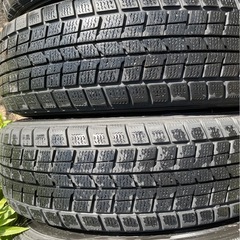 DUNLOP　165\70\R14 スタッドレスタイヤの画像