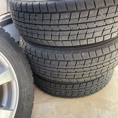 DUNLOP　165\70\R14 スタッドレスタイヤの画像