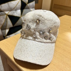 キャップ  白の画像