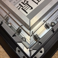 100インチ壁掛けスクリーンの画像