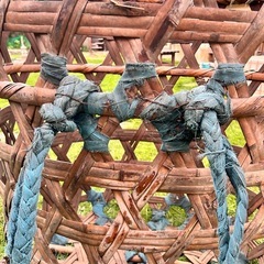 特大サイズの背負いカゴの画像