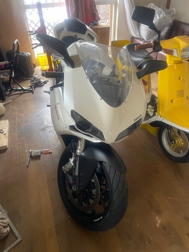 ドゥカティ848.8400キロた代