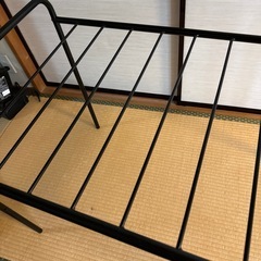 【あげます　無料】布団とか置くやつ　ラックの画像