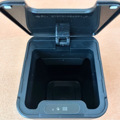 ゴミ箱　センサーで自動で開閉の画像