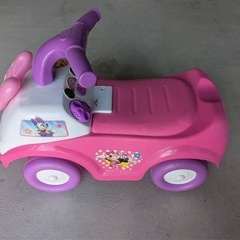 ミニーちゃん車のおもちゃ
　　　の画像