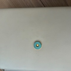 カバンと財布の画像