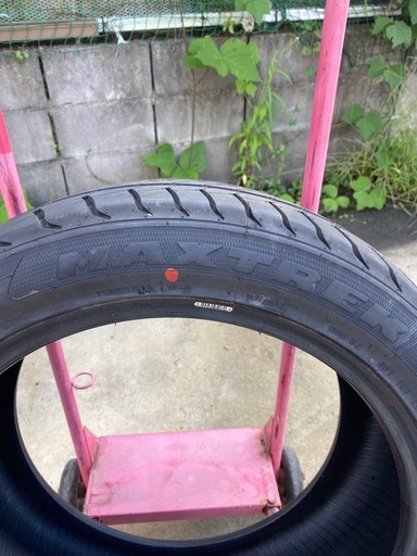 ⭐︎235/45R17 1本タイヤ♬