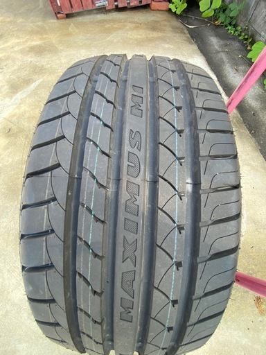 ⭐︎235/45R17 1本タイヤ♬