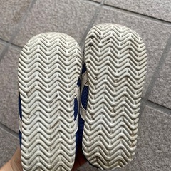 adidas 子供靴　14.5㎝の画像