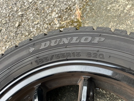 【ダンロップ スタッドレスタイヤ＋ホイール 185/55R15／4本セット】