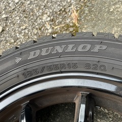 【ダンロップ スタッドレスタイヤ＋ホイール 185/55R15／4本セット】の画像