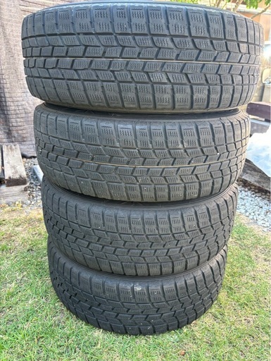 50プリウスに使用！195/65R15スタッドレスタイヤ4本セット 