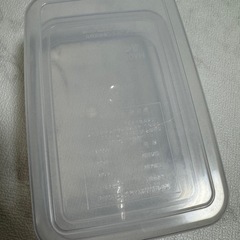 新玉亭 プラスチック保存容器の画像