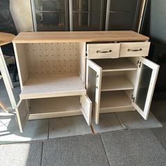 キッチンボード　キャスターつき　カントリーの画像