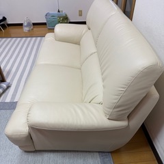 ソファの画像