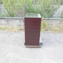 アイリスオーヤマ  ガラストップチェストの画像