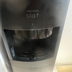 フレシャスウォーター スラットの画像
