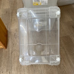 フタ式コロ付衣装ケースクローゼット深型の画像