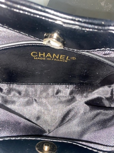 CHANEL  
 チェーンショルダーバッグ