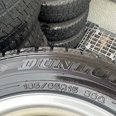 【格安】2022年製 DUNLOP スタッドレス 4本セット コンパクトカーサイズの画像