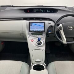 トヨタ プリウス 　Ｇ 入庫しました⭐の画像