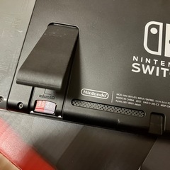 Nintendo Switch 本体(SDカード64GB付き)の画像