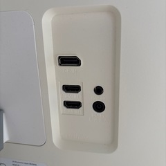 LG LEDモニター 32UN550の画像