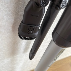 ダイソン　掃除機の画像