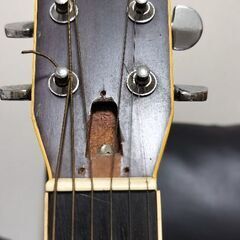 アコースティックギターの画像