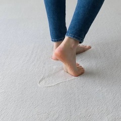 低反発ラグ　　ニトリ　グレー　185×185cmの画像
