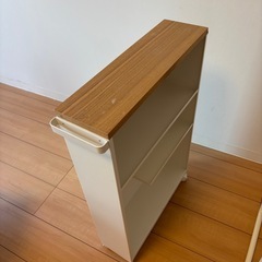 TOWER 収納ラックの画像