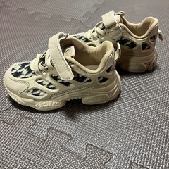 キッズスニーカー 記載26インチの画像