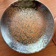 陶器のお皿5枚、差し上げますの画像