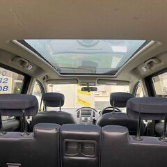 日産ラフェスタ ２０Ｓ　2005 スカイライトルーフ付き　　ナビ　ＥＴＣ　ＦＯＧ　バックカメラ　ＣＤ　７人乗り　ルーフレール　サイドブラインドカメラの画像