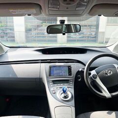 トヨタプリウス Ｌ　2009 禁煙車　　純正ＨＤＤＴＶナビ　ＥＴＣ　バックカメラ　ＦＯＧ　純正アルミ付き　スペアキーあり　記録簿ありの画像